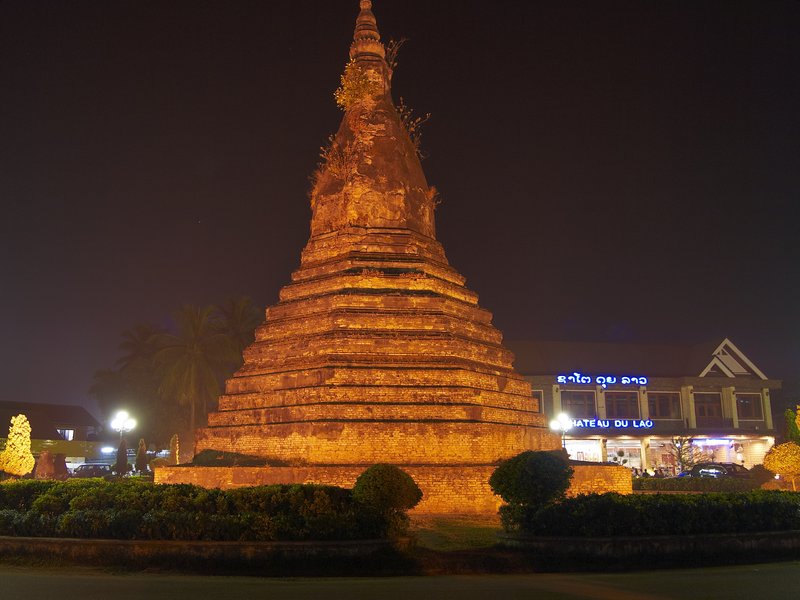Vientiane, That Dam
